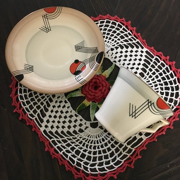 W R Midwinter Art Deco Porcelain Teacup & Saucer - Picture 5 of 12